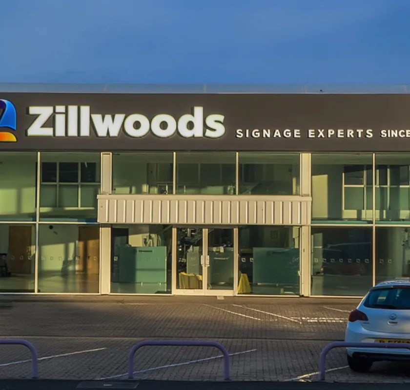 Zillwoods, Signage